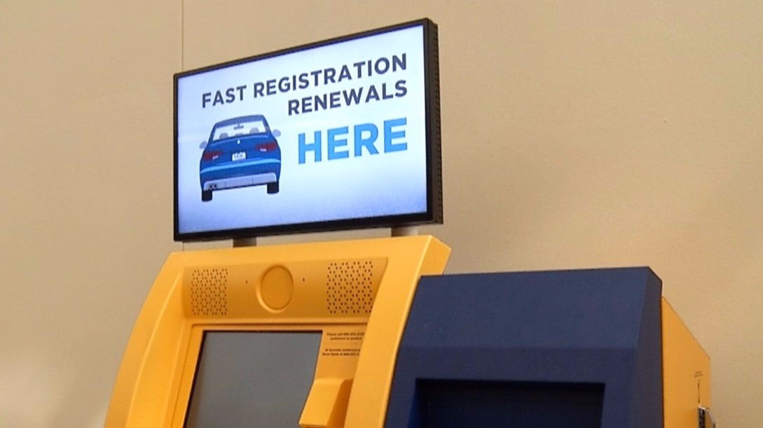Arapahoe County installs new kiosk for license plate renewals